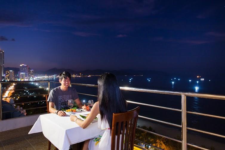 โรงแรม มาเจสติก นาตรัง ญาจาง ภายนอก รูปภาพ
